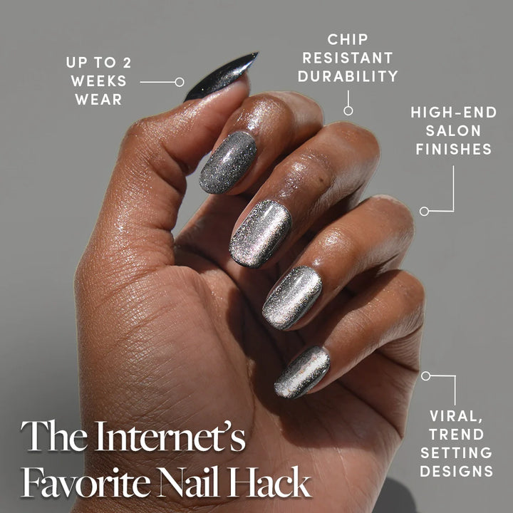 Glamnetic Short Round - Galactic