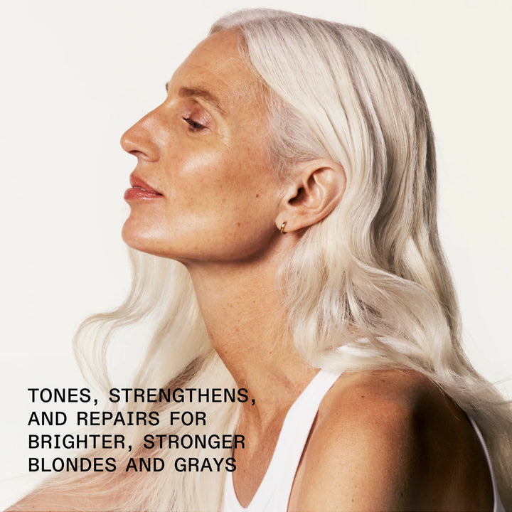 Olaplex Nº.4P BLONDE ENHANCER™ PURPLE TONING SHAMPOO