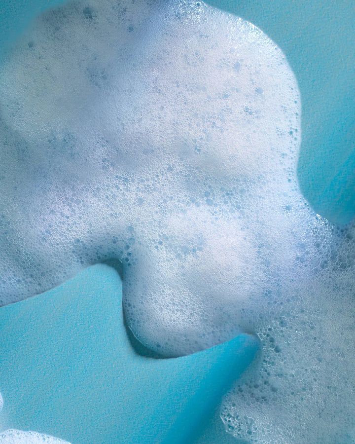 Tree Hut Blue Musk Foaming Gel Wash